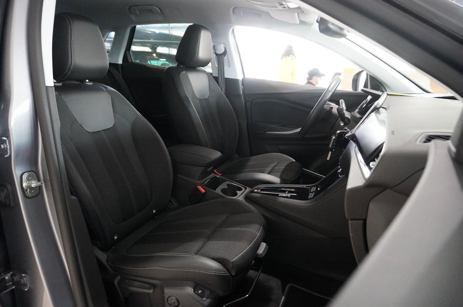 Fahrzeugabbildung Opel Grandland (X) 1.2T GS LINE NAVI/LED/KAMERA/DAB+