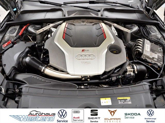 Fahrzeugabbildung Audi RS4 Avant 2.9 TFSI 331kW qu. Navi LED RS Sportab