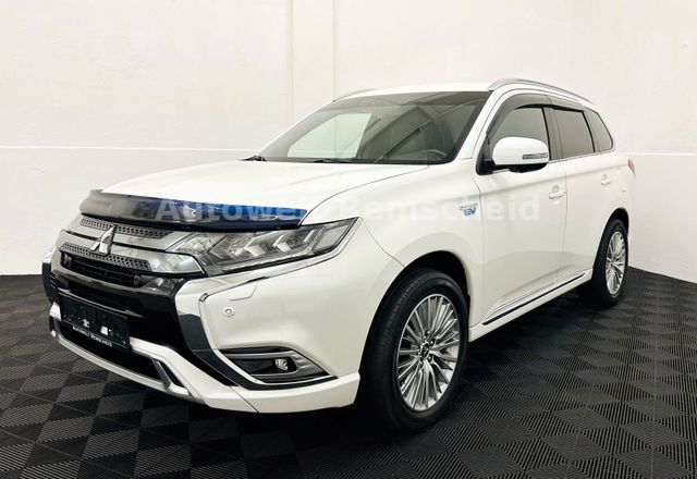 Mitsubishi Outlander PHEV Intro Edition 4WD