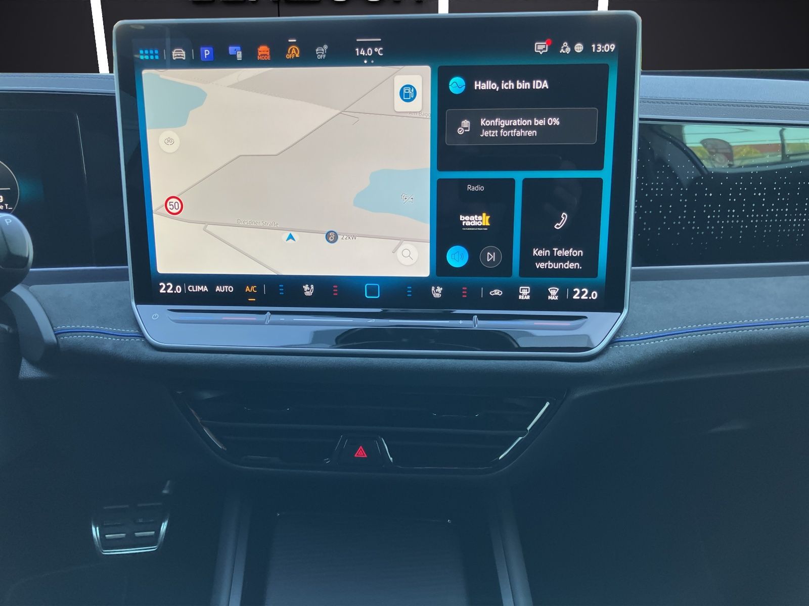 Fahrzeugabbildung Volkswagen Passat Variant TDI R-Line DSG Matrix 4M Navi AHZ