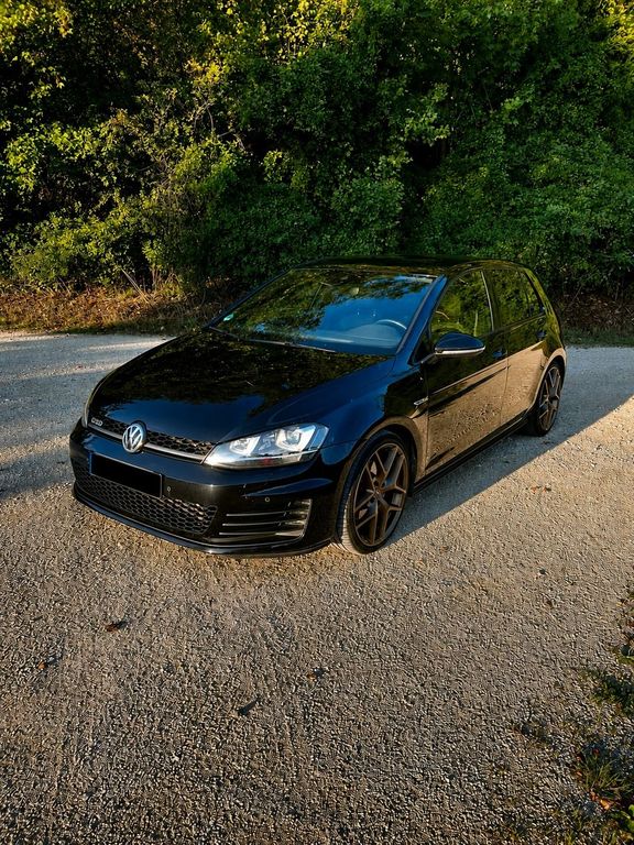 Image of Volkswagen Golf
