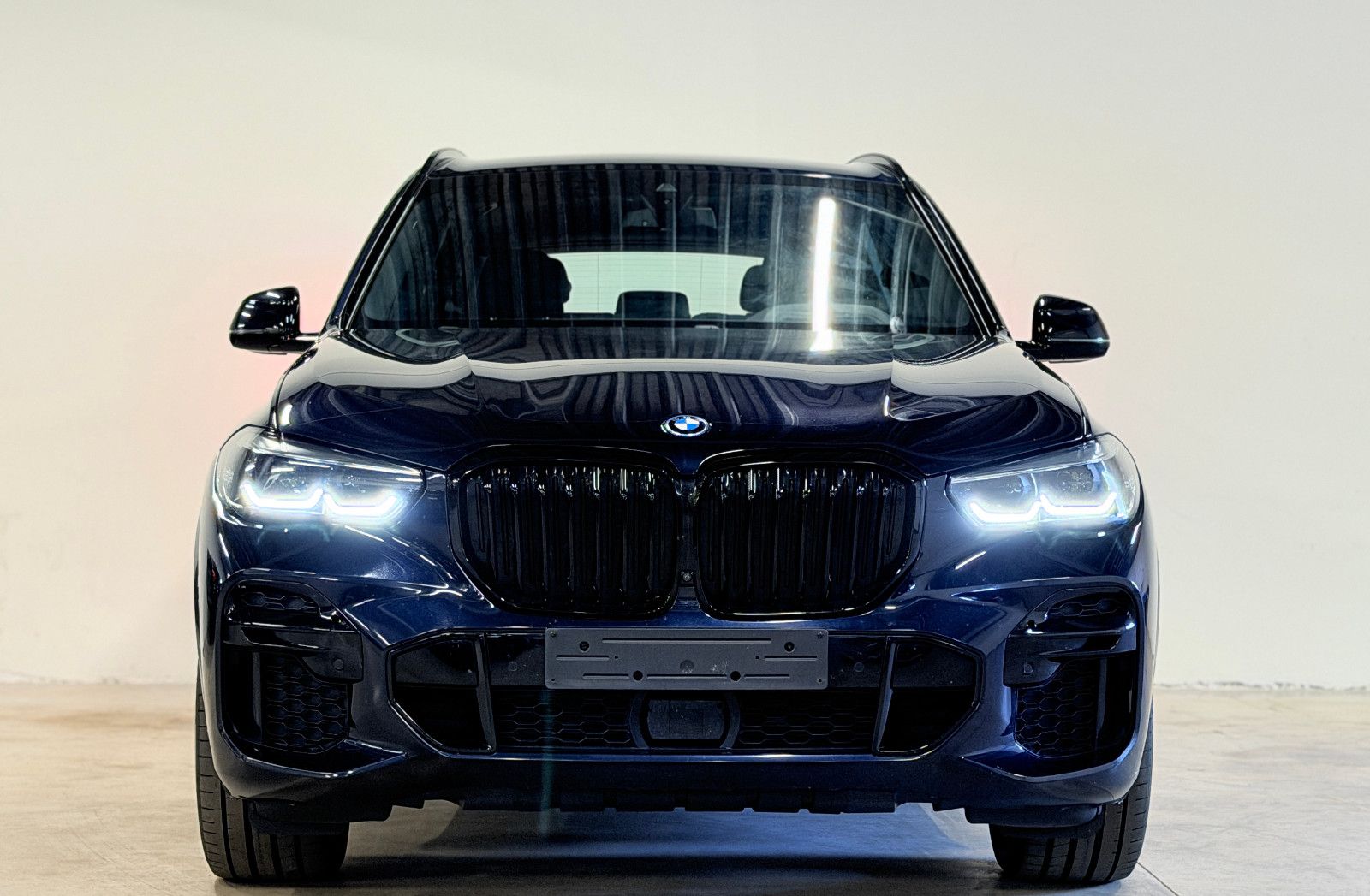 BMW X5 xDrive 45 e M Sport imagem 2