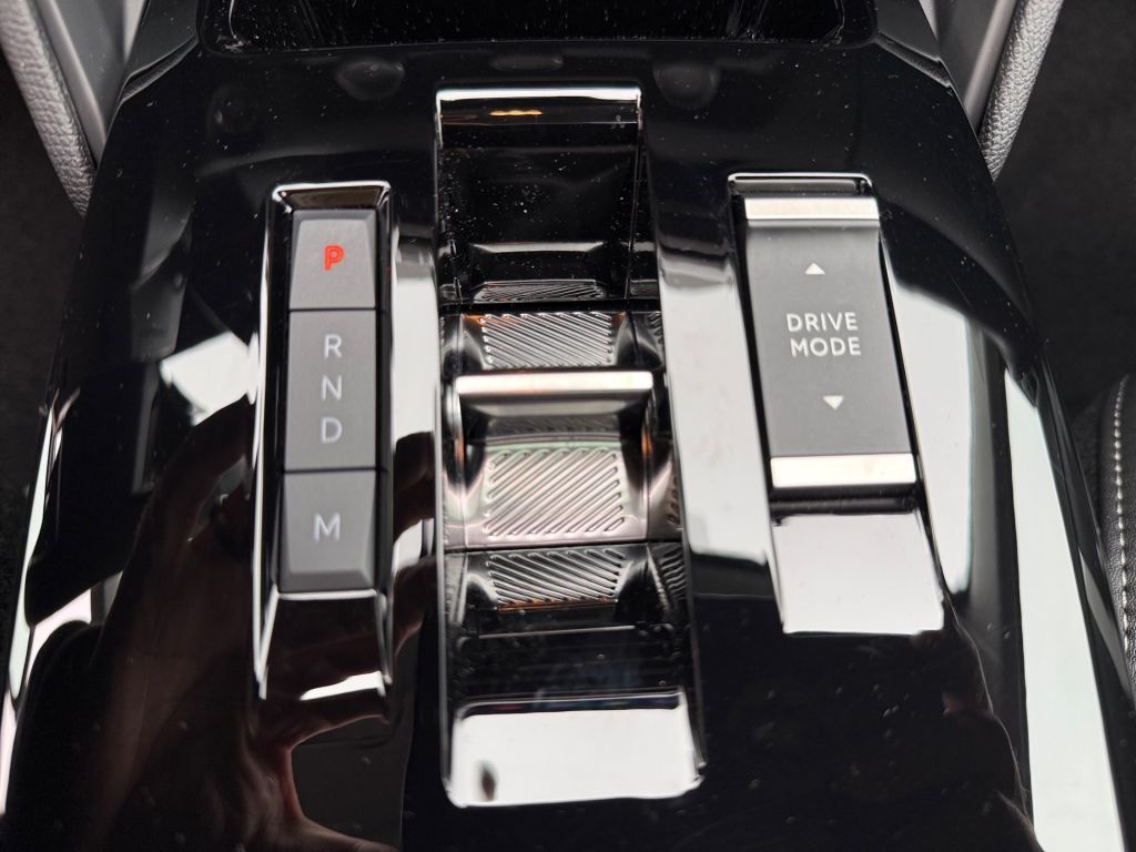 Fahrzeugabbildung Citroën C4 Benziner 130 MAX - Schiebedach/Winter Paket