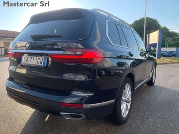 BMW X7 - 6