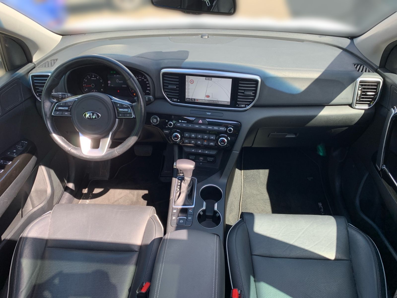 Fahrzeugabbildung Kia Sportage 1.6 T-GDI 7-DCT Black Edition Pan.Dach