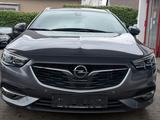 Opel Insignia B Sports Tourer Innovation 4x4 - Opel Insignia Kombi Sports tourer innovation mit Benzin-Antrieb