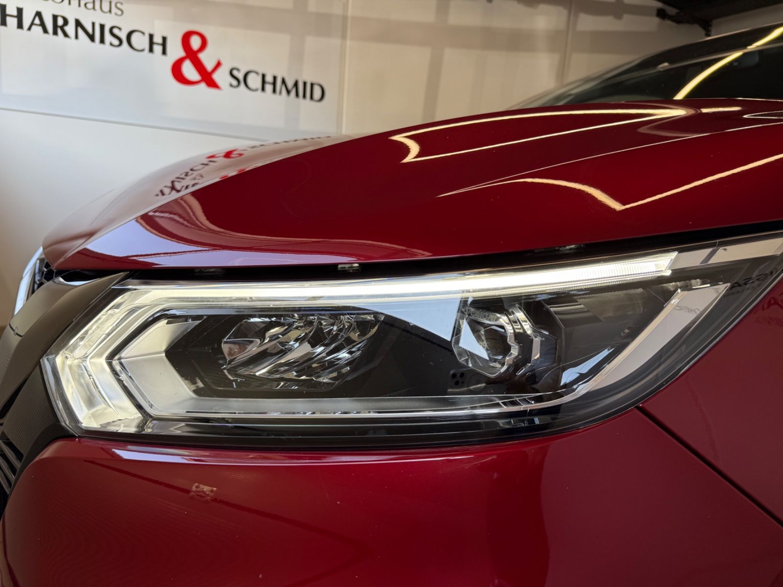 Fahrzeugabbildung Nissan Qashqai Tekna 4x4 - BOSE, 360°, BFS
