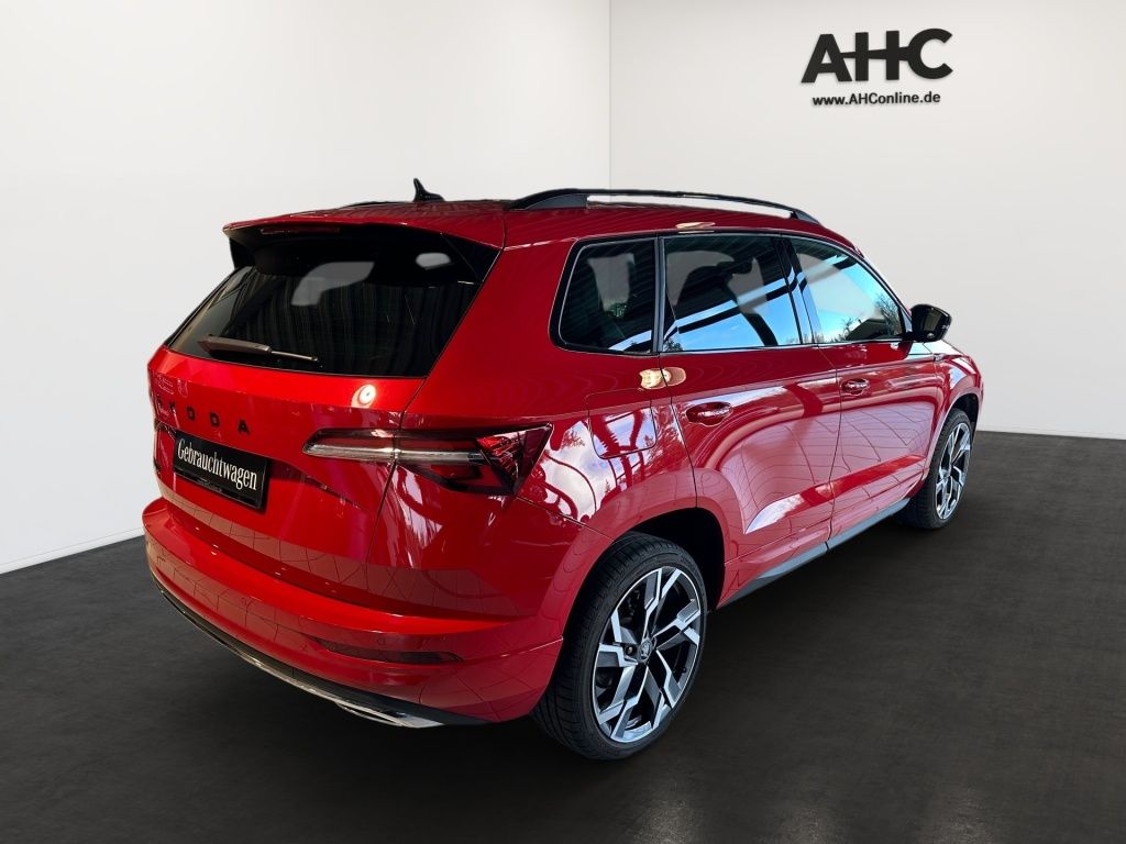 Fahrzeugabbildung SKODA Karoq 2.0 TDI Sportline AHK Memory LED Sport DAB