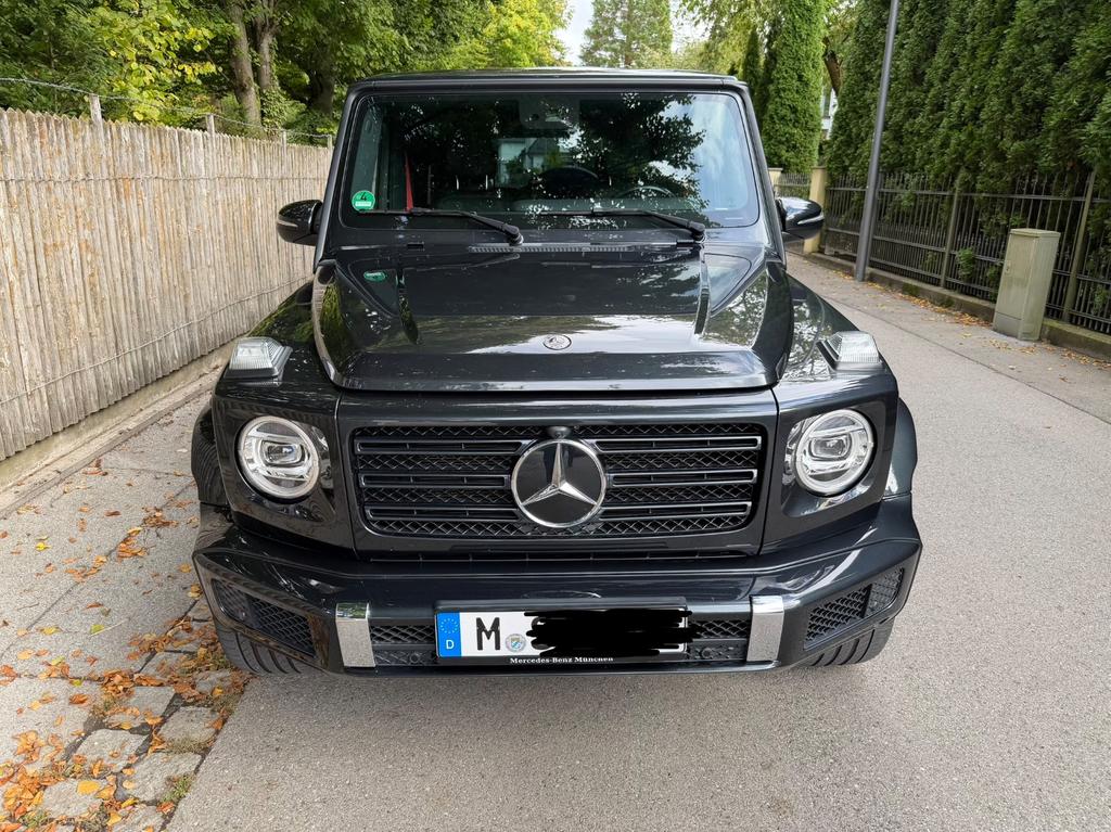 Mercedes-Benz G 400