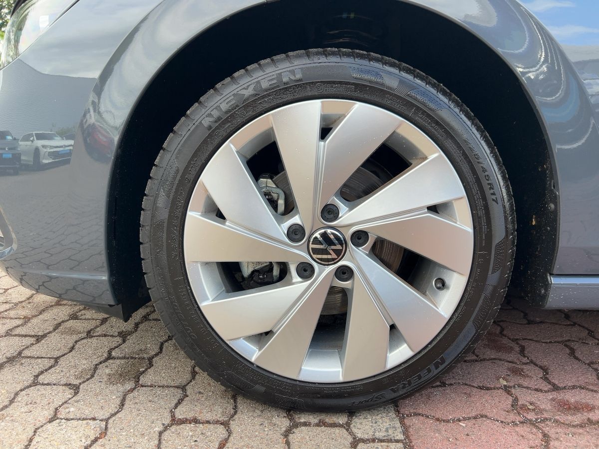 Volkswagen Golf - Bild 15