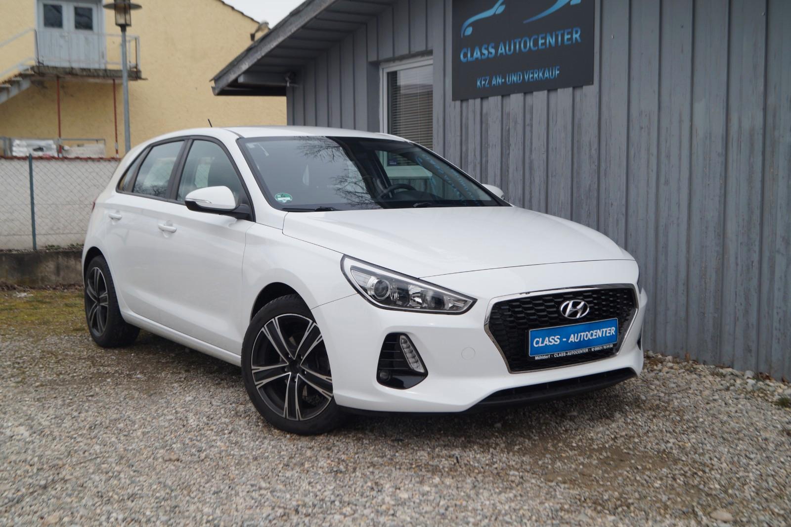 Hyundai i30 Select|1. Hand|Klima|DAB|PDC|