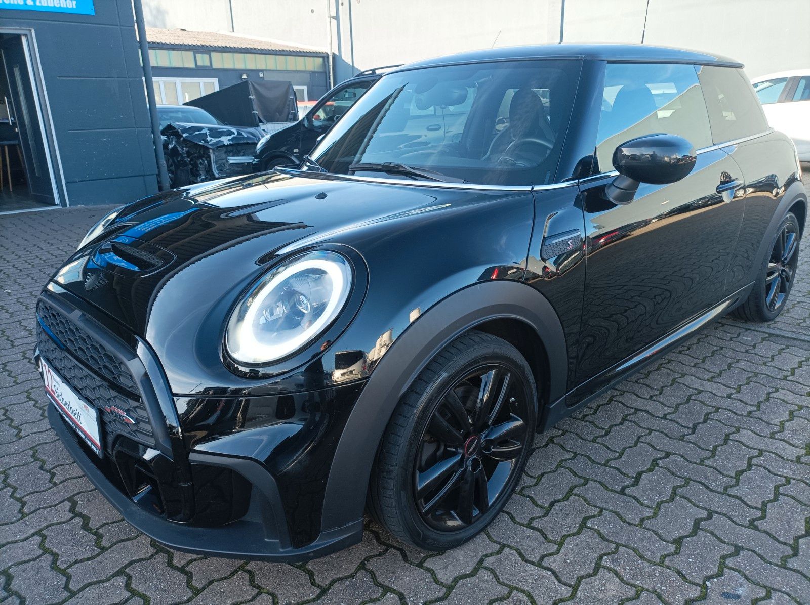 MINI Cooper S JCW Facelift Appl.CarPlay LED Alcantara