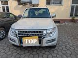 Mitsubishi Pajero 3,2 DI-D 4WD "TOP" Webasto OME - Mitsubishi Pajero: Top