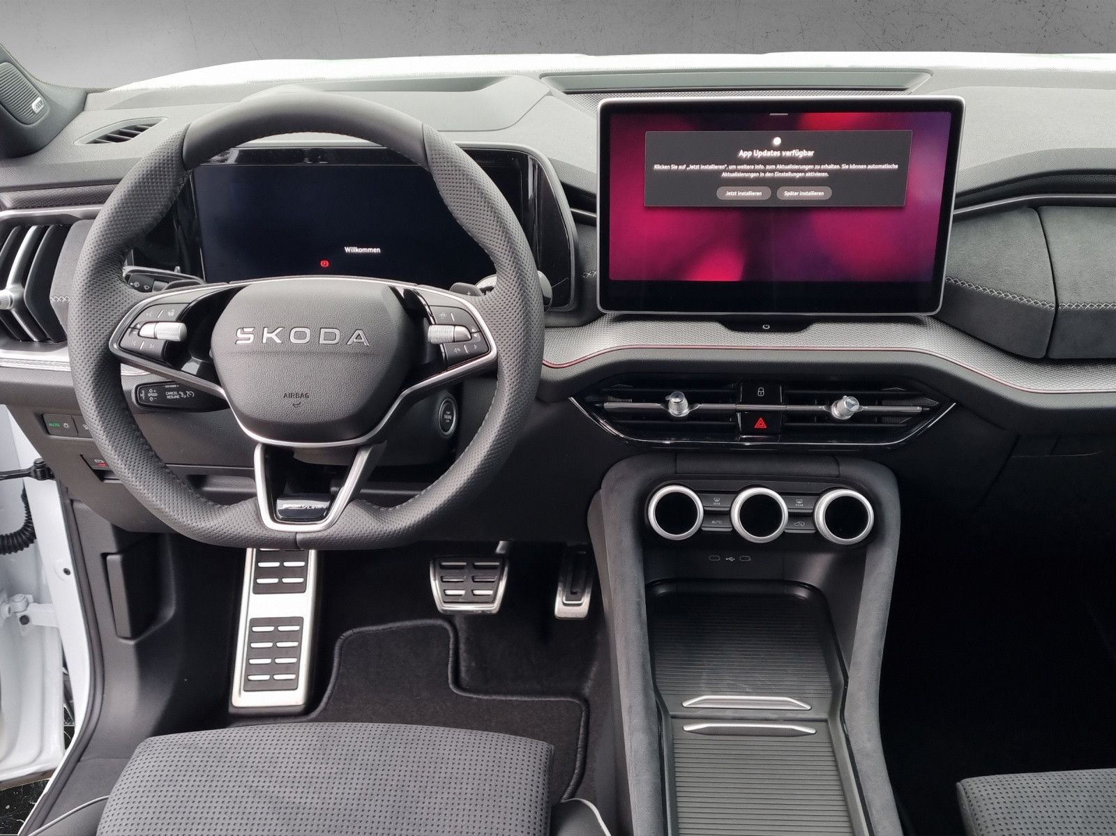 Fahrzeugabbildung SKODA Kodiaq Sportline 2.0 TDI DSG PANO AHK Licht-Info