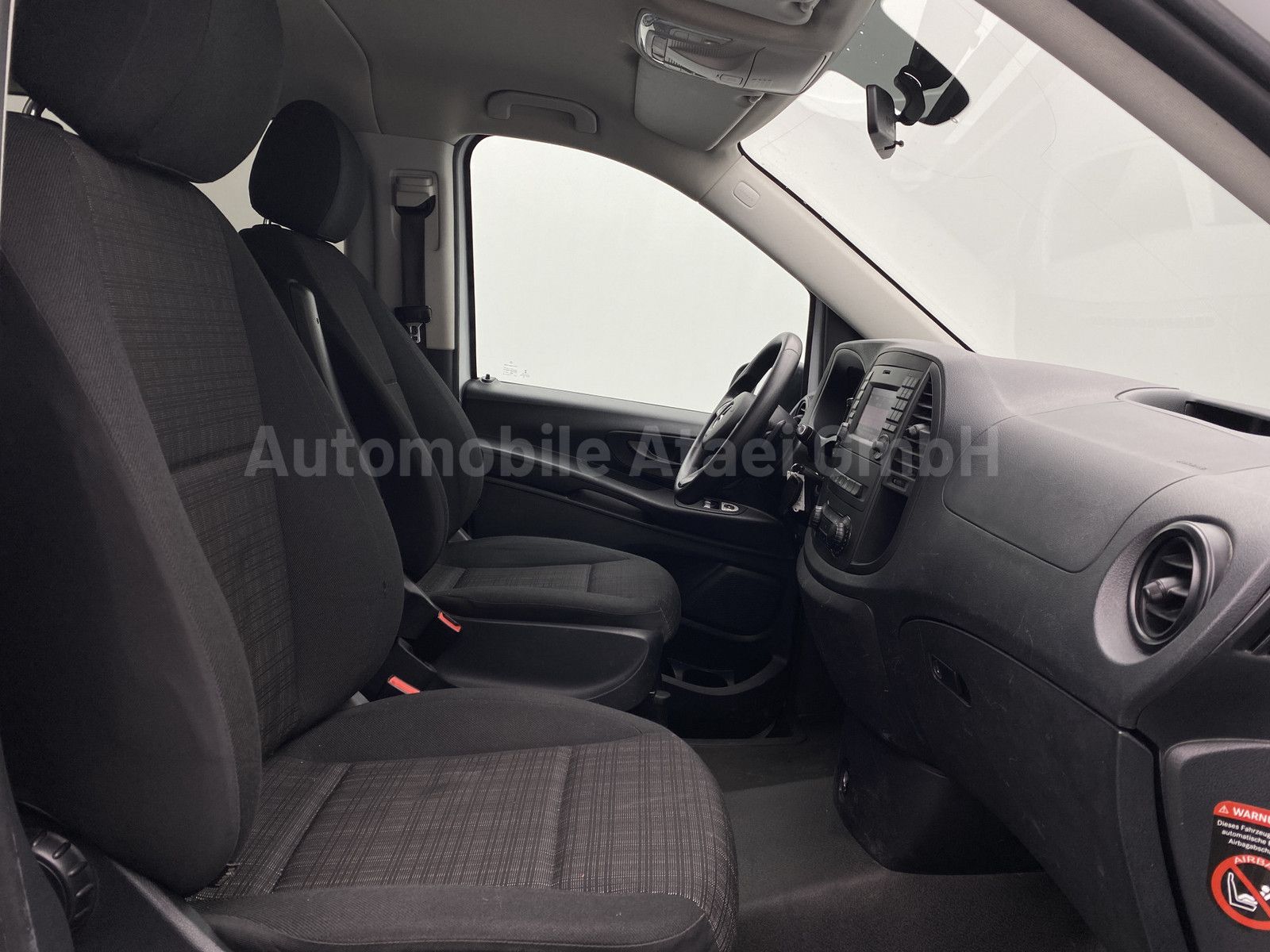 Fahrzeugabbildung Mercedes-Benz Vito Tourer lang 114 CDI Automatik 9596