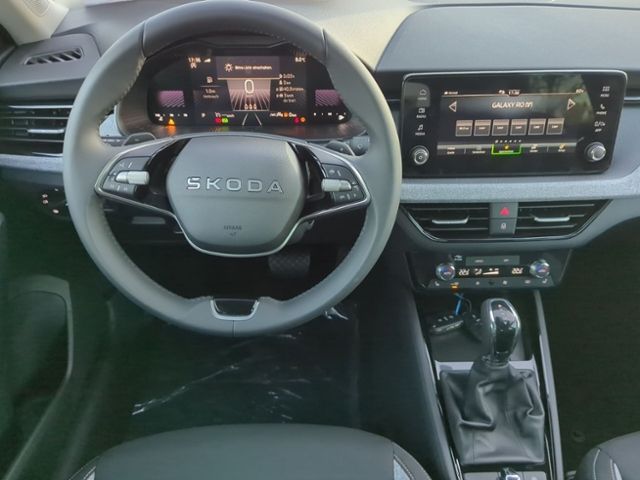 Fahrzeugabbildung SKODA Kamiq 1.0 TSI DSG Selection KAMERA PDC SMART LIN