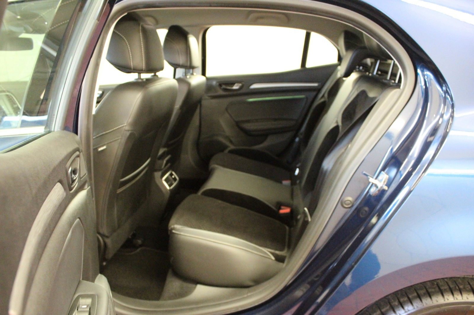 Fahrzeugabbildung Renault Megane ENERGY TCe 130 Intens/*Winterräder