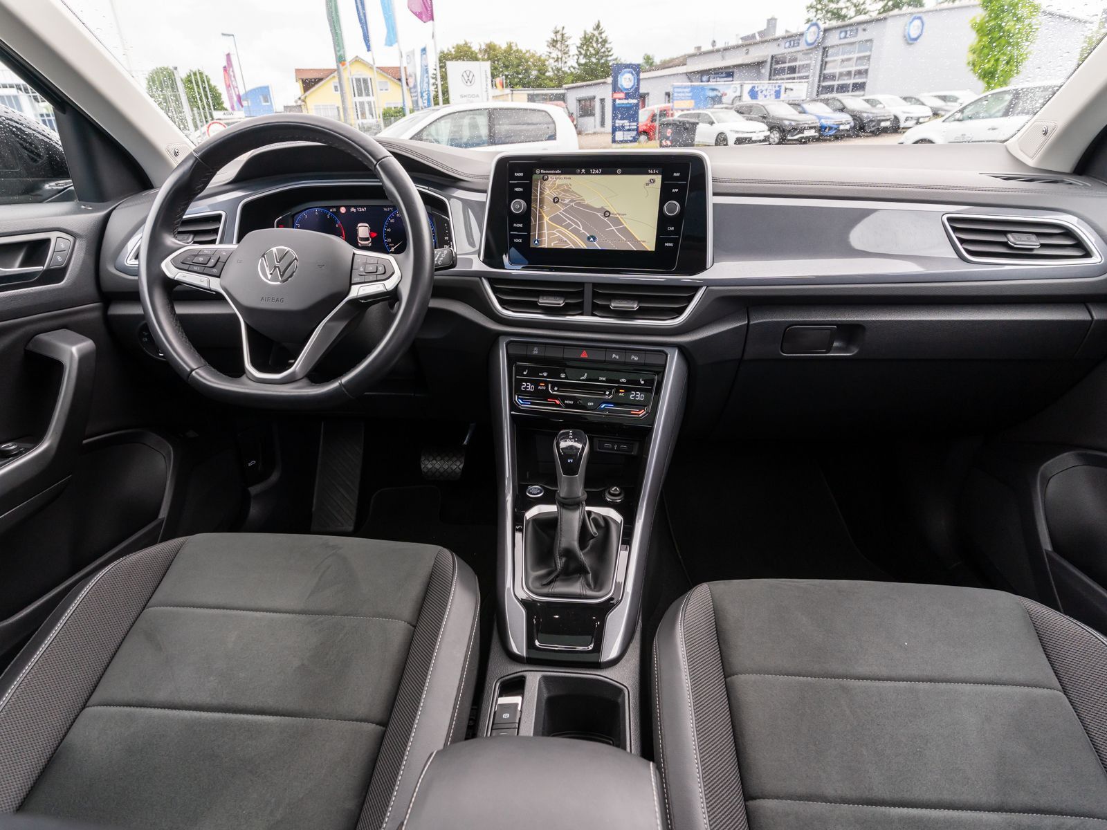 Volkswagen T-Roc - Bild 7