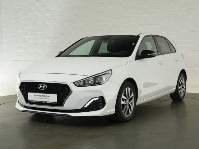 i30 PASSION+RÜCKFAHRKAMERA+SITZ-/LENKRADHEIZUNG+