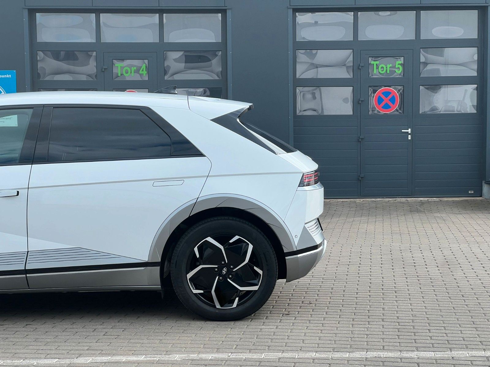 Fahrzeugabbildung Hyundai IONIQ 5 Uniq *RW507KM*HeadUp*Totwinkel*ACC*360°