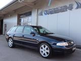 Audi S4 Avant 2.7 quattro *NAVI*XENON*LEDER*EL.SD*SHZ - Audi S4 aus 2000: Kombi