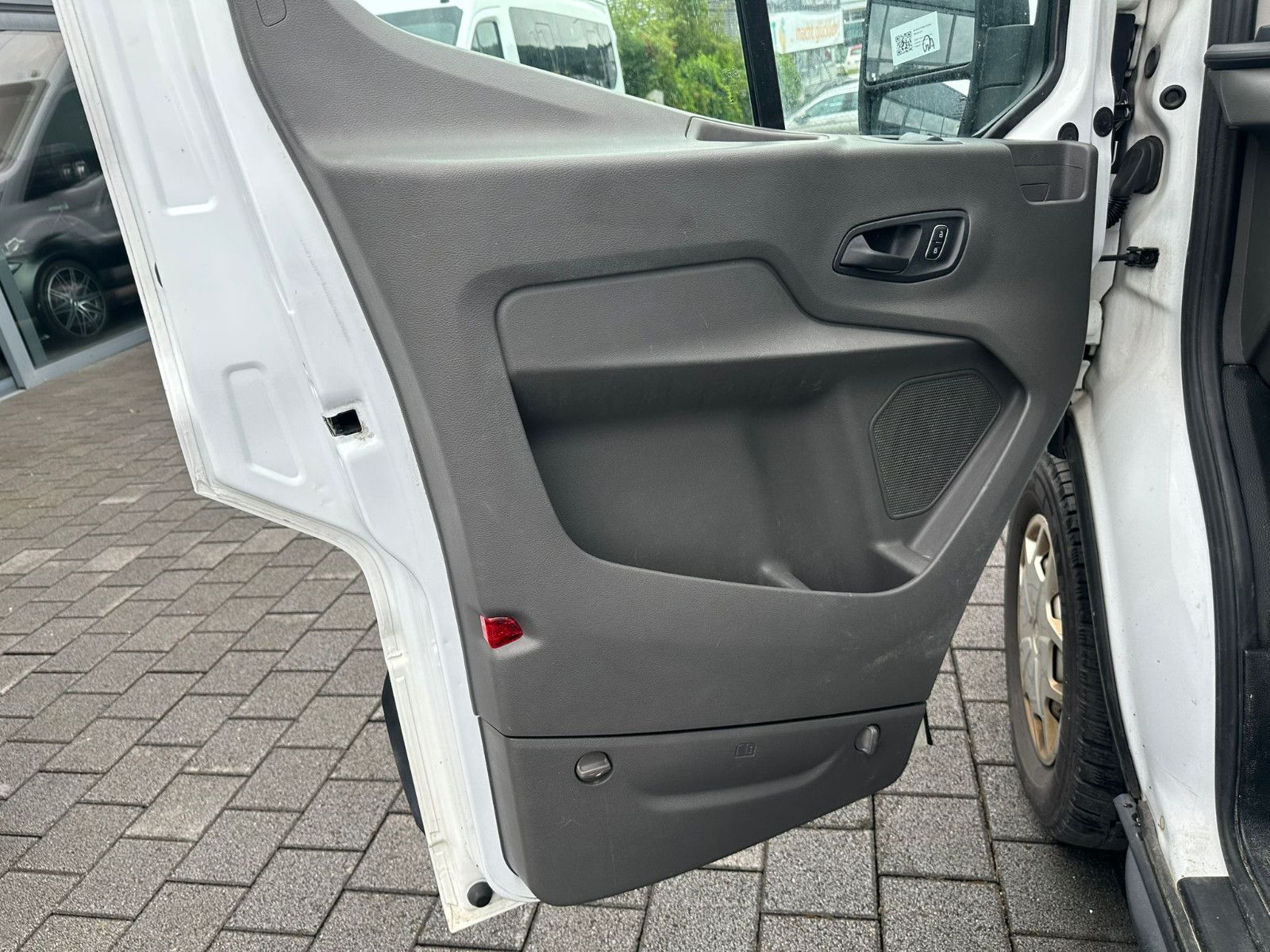 Fahrzeugabbildung Ford Transit 350 L3H2 TREND*KLIMA*TEMPO*LED*3 SITZER*