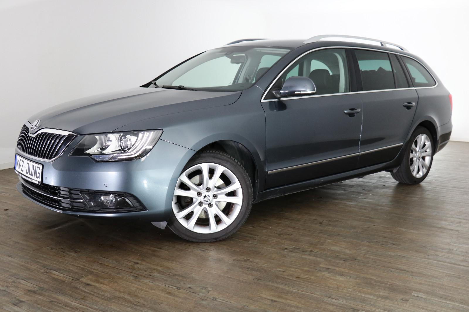 Skoda Superb Combi 4x4 Navi Leder HU/AU+Service neu