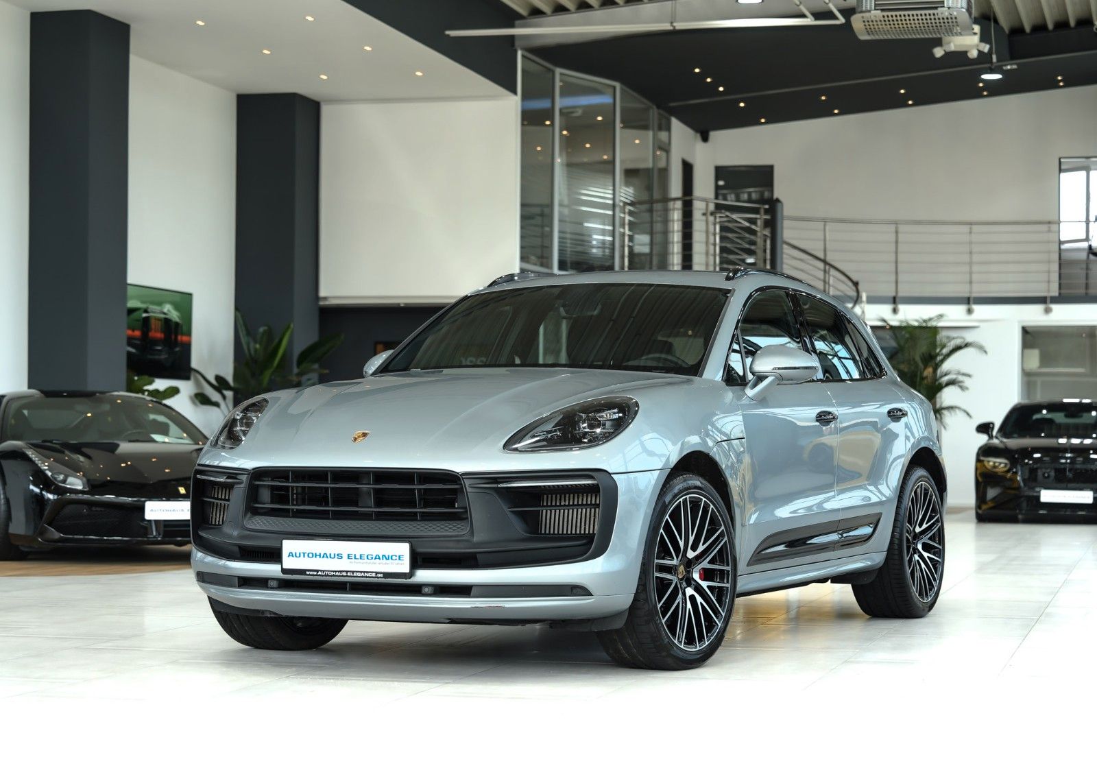 Porsche Macan GTS*SPORT-DESIGN*CHRONO*BOSE*PDLS+*21"LM*