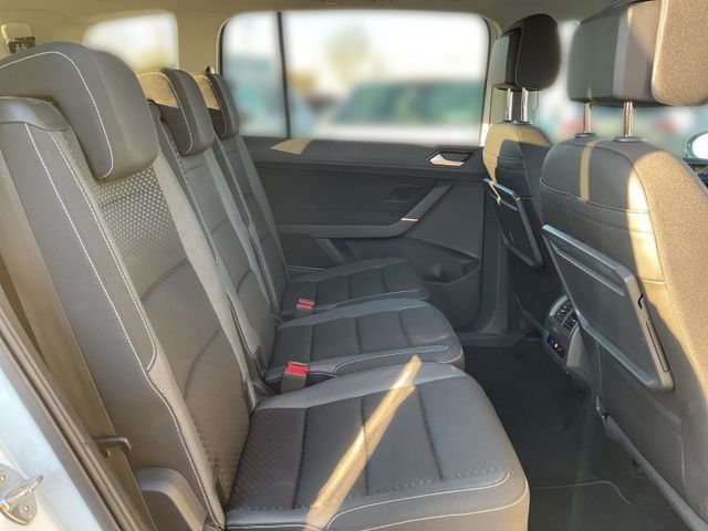 Touran Active 2.0 TDI Navi ACC Apple CarPlay
