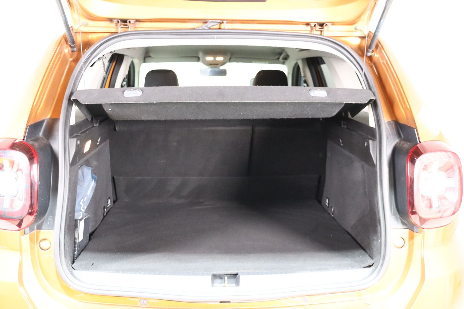 Fahrzeugabbildung Dacia Duster Prestige WINTERDIENST 4x4 * RFK * AHK