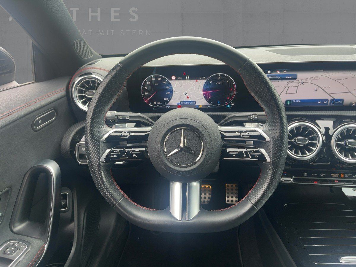 Fahrzeugabbildung Mercedes-Benz CLA 200 d SB AMG/Night/Pano/360°/AHK