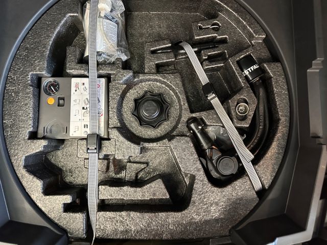 Volkswagen Touran Highline *AHK*Xenon*DAB*Klima*Navi*Kamera