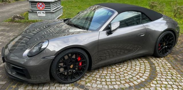 Porsche 911 Carrera Cabriolet 4 GTS Lift PDLS +LED