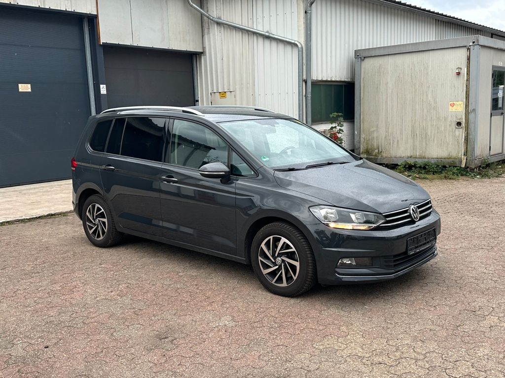 Image of Volkswagen Touran