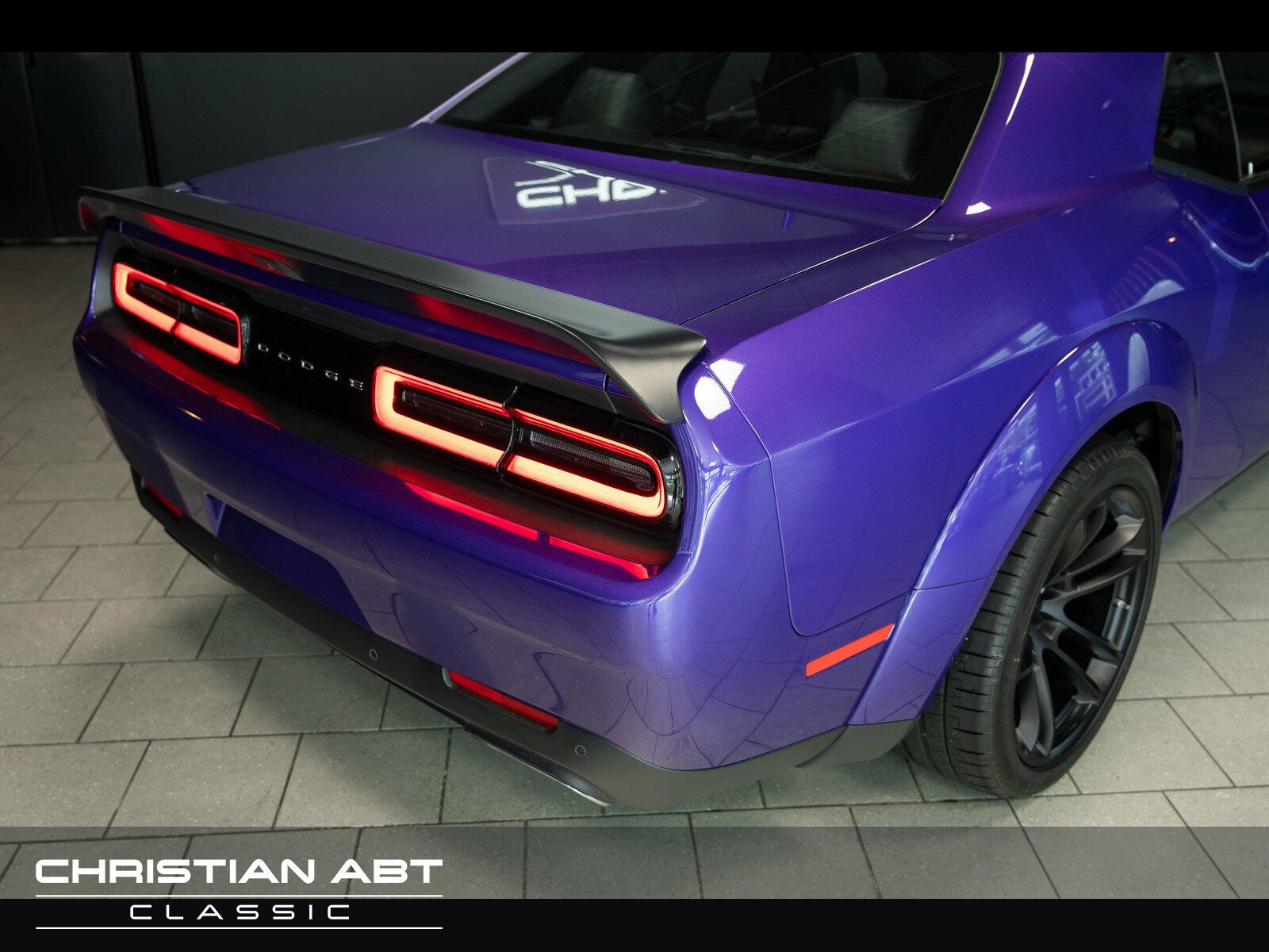 Fahrzeugabbildung Dodge Challenger Scat Pack 392 6,4