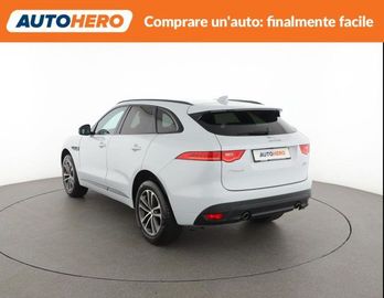 Jaguar F-Pace - 4