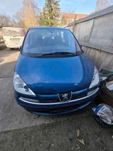 Peugeot 807 - Peugeot 807 mit Benzin-Antrieb