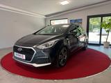 Hyundai i30 1.6 Turbo Scheckheft/2-Zonen Klima/Wenig Km - Hyundai i30 in Herne