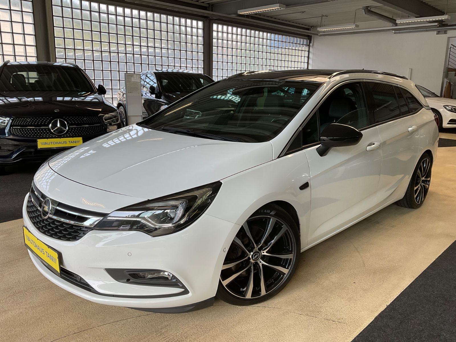 Fahrzeugabbildung Opel Astra K Sports Tourer Ultimate*OPC Line