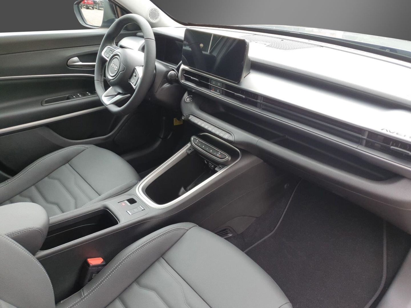 Fahrzeugabbildung Jeep Avenger Summit Pano Leder Infotainment Paket-MY2