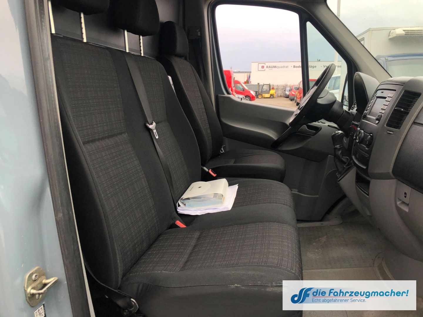 Fahrzeugabbildung Mercedes-Benz Sprinter Kasten L2H1 216CDI AHK SHZ Automatik Te