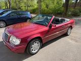 Mercedes-Benz E 200 Cabrio, wenig km, Leder, Original, 2+ - Mercedes-Benz Gebrauchtwagen von 1995