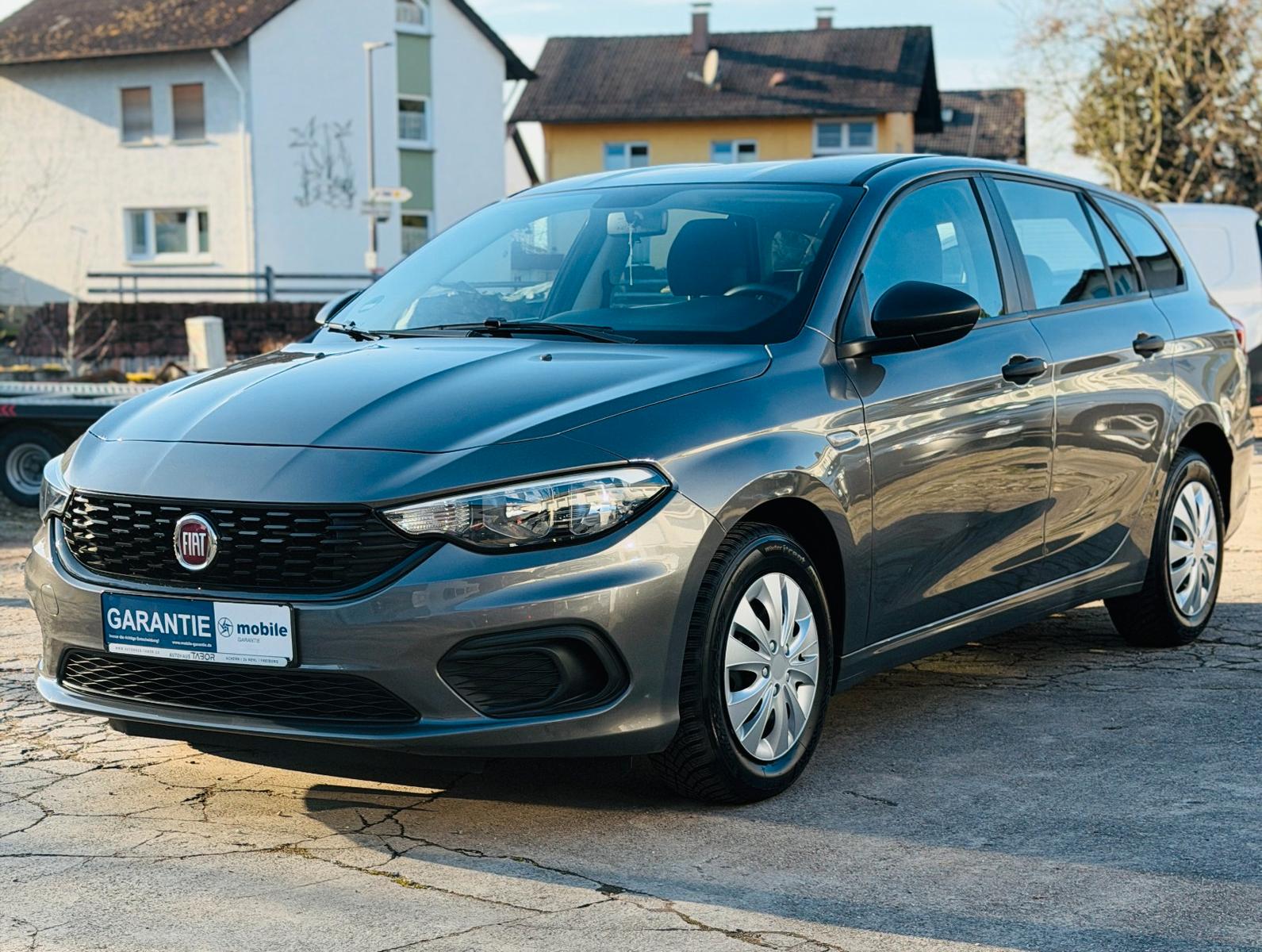 Fiat Tipo*1.Hand*Tempomat*Navi*Sitzheizung*PDC*TOP