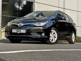 Toyota Auris Touring Sports Comfort Navi Kamera SHZ - schwarze Toyota Auris Touring Sports