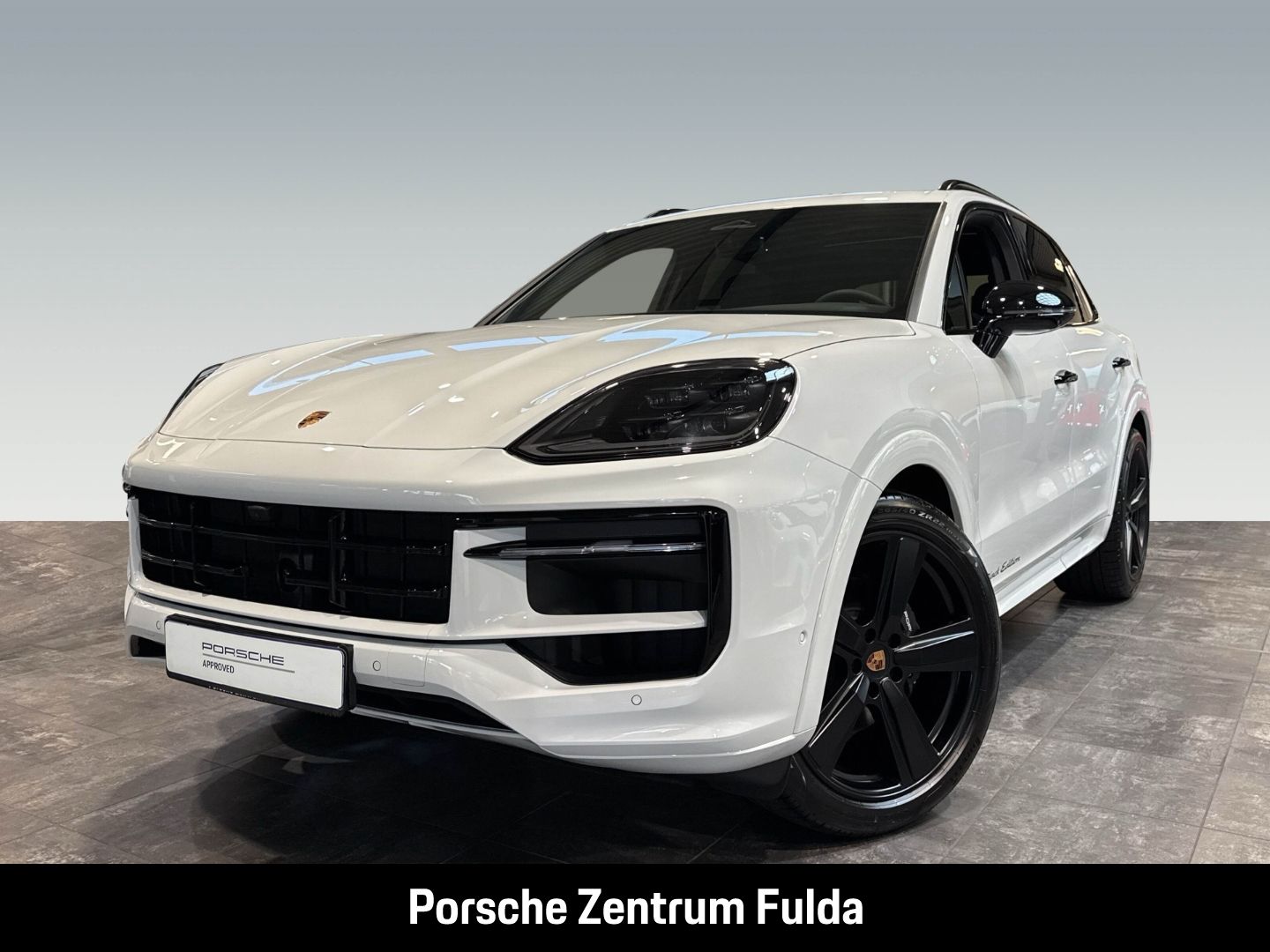 Porsche Cayenne - 1
