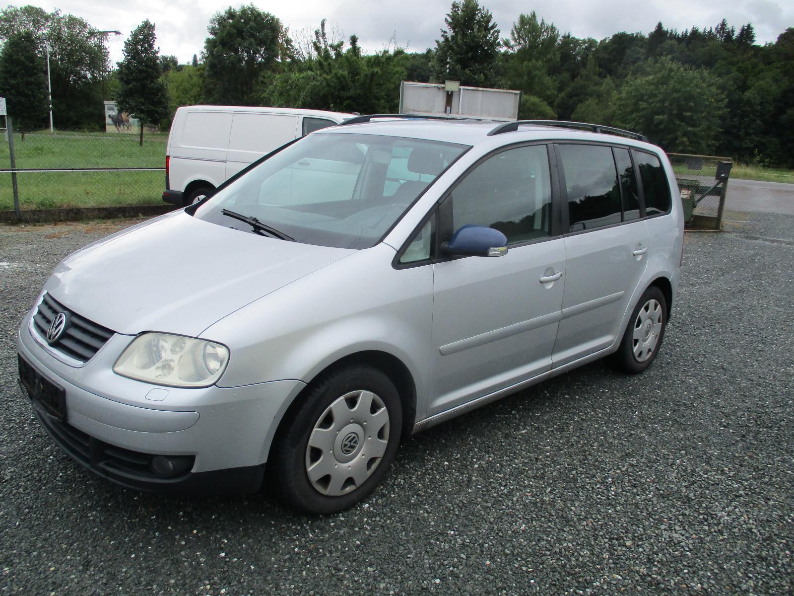 Volkswagen Touran Highline 2.0 TDI Klimatronic AHK SH