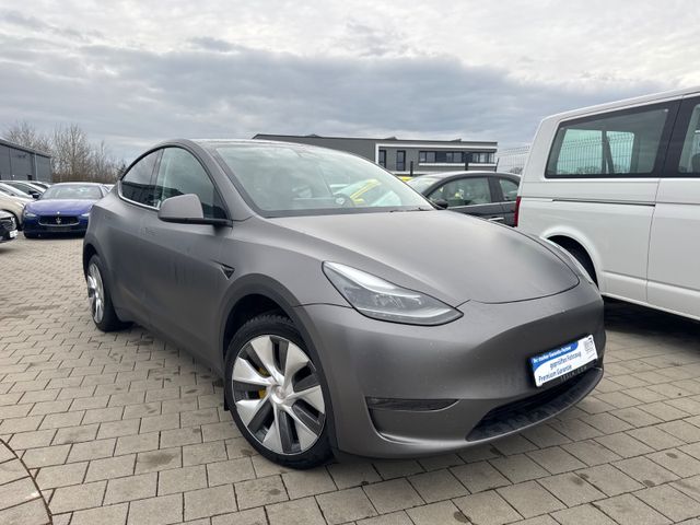 Tesla Model Y Long Range Dual AWD