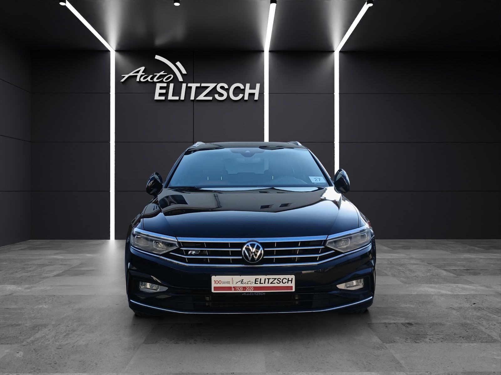 Fahrzeugabbildung Volkswagen Passat Variant TDI R-Line DSG Matrix AHK Navi Le