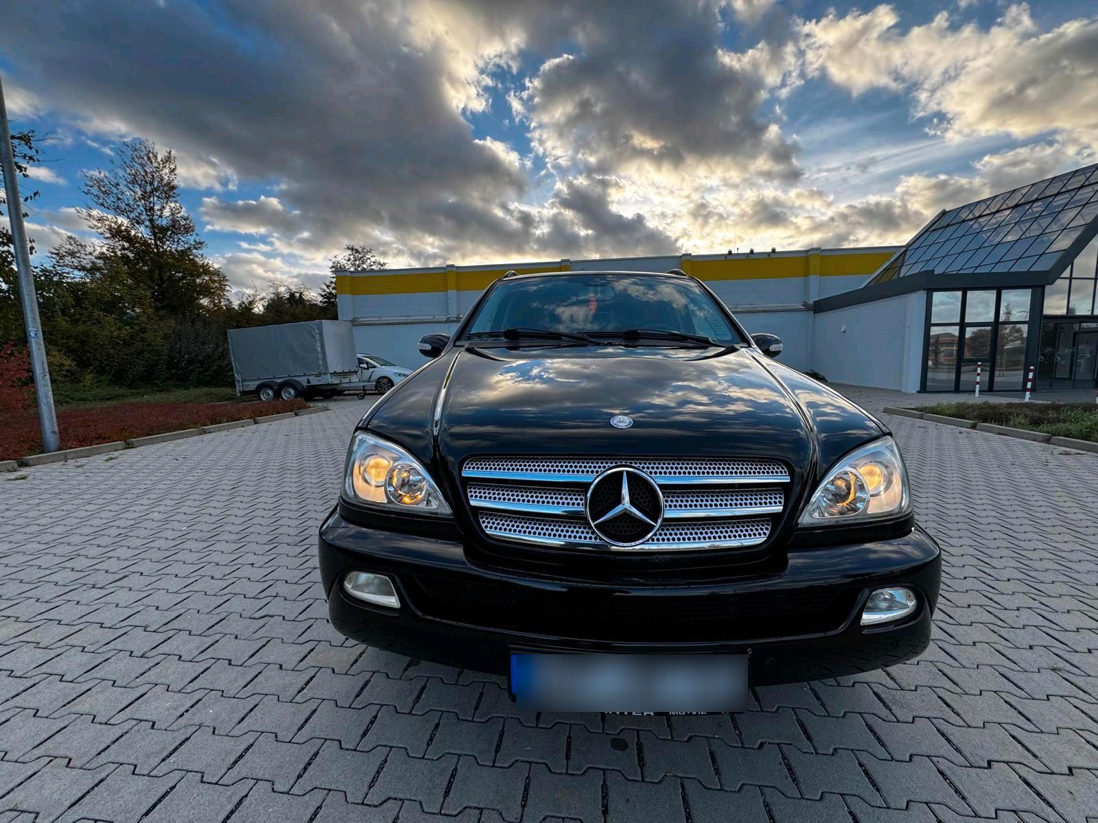 Mercedes-Benz ML 270