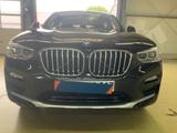 BMW X4 xDrive 30i xLine LED*R-Kamera*1.Hand - BMW X4 xLine mit Benzin-Antrieb